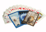 Cartões de jogo de papel vermelhos da marcação do analisador do póquer com teste padrão do leão do bônus