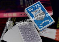 Ponte de prata da Índia que joga cartões marcados do lado para o analisador do póquer